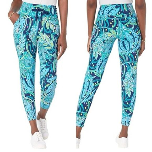 Lilly Pulitzer Luxletic Weekender Leggings Jogger Pant Tropical Print 1X RARE - Picture 1 of 7